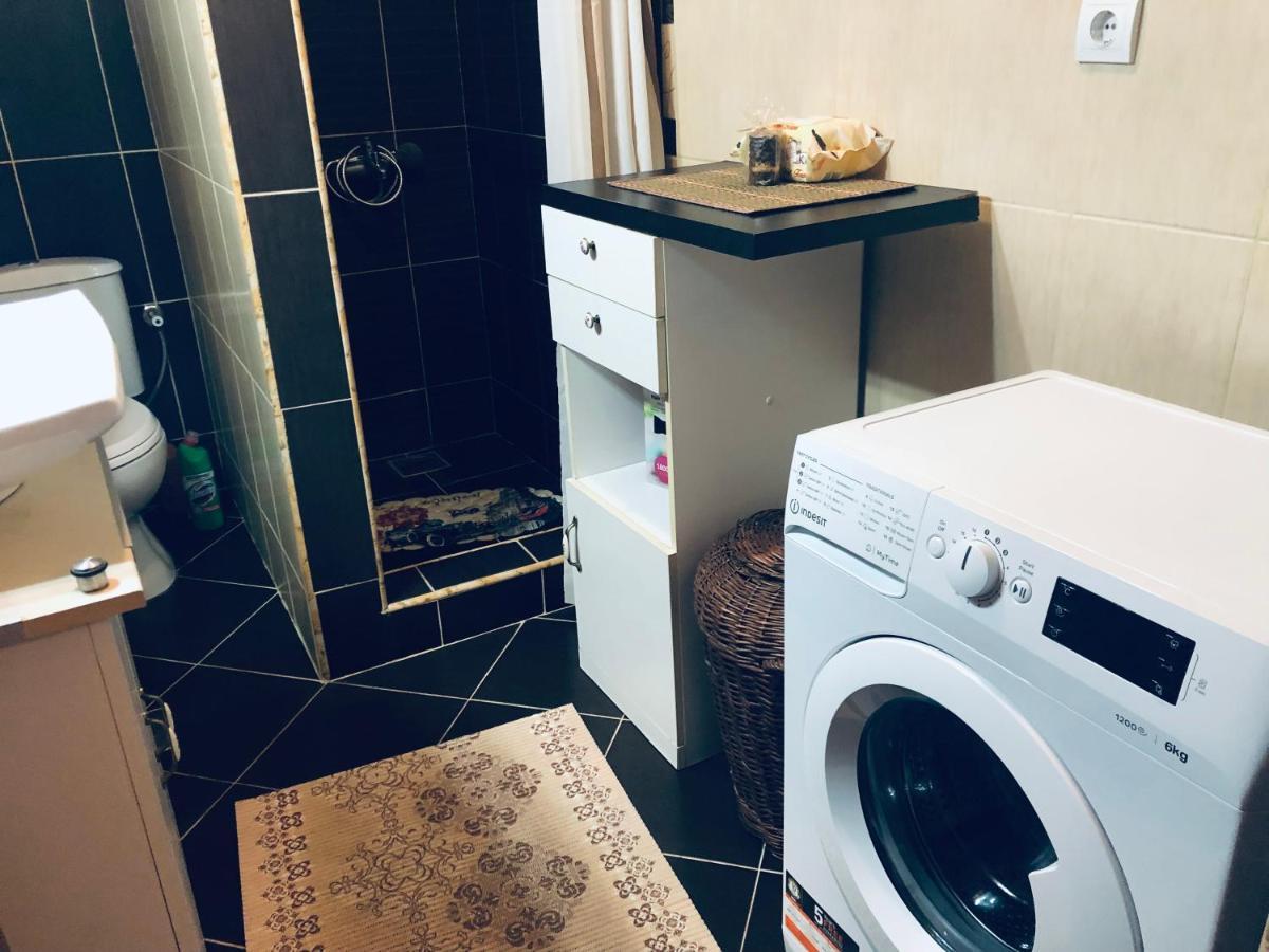 Apartmani Miljana بار المظهر الخارجي الصورة
