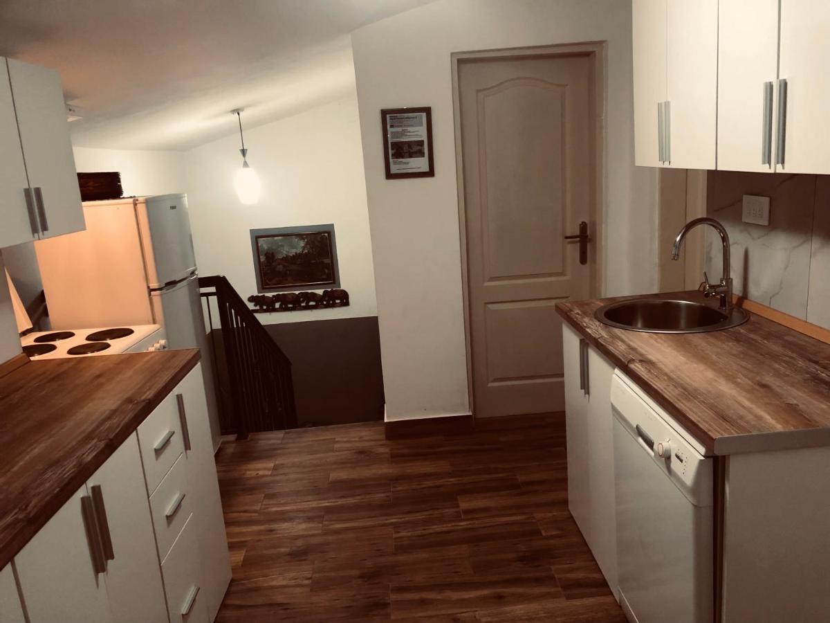 Apartmani Miljana بار المظهر الخارجي الصورة