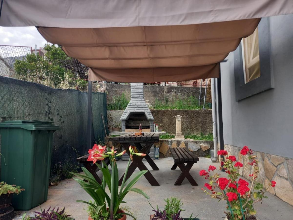Apartmani Miljana بار المظهر الخارجي الصورة