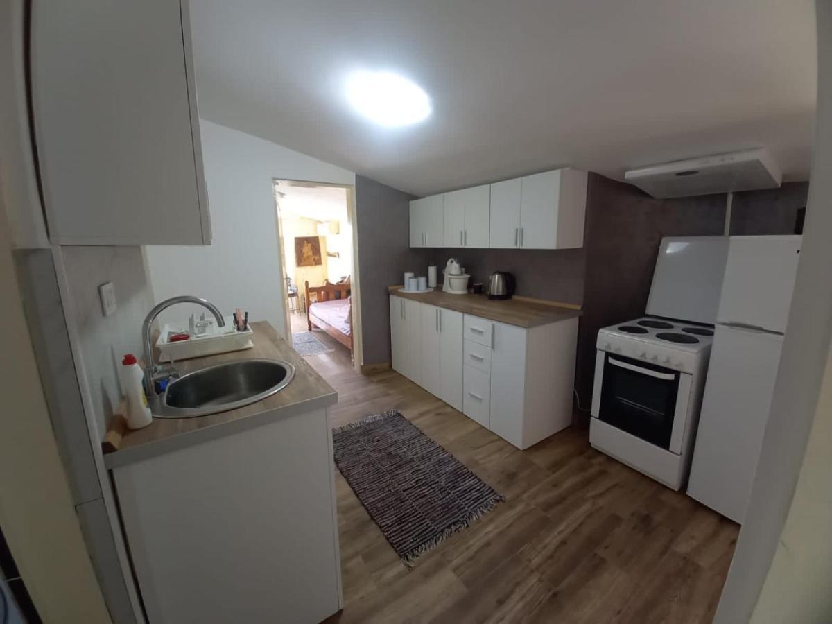 Apartmani Miljana بار المظهر الخارجي الصورة