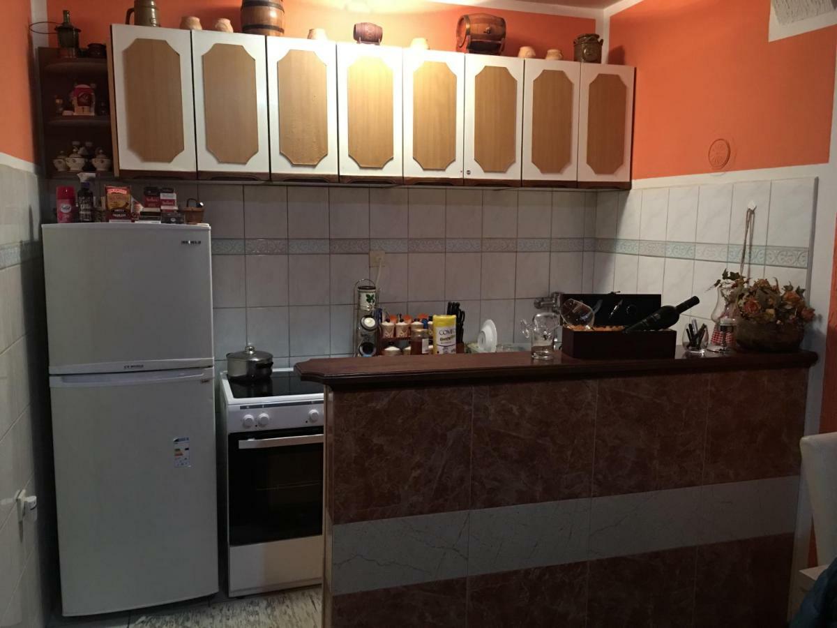 Apartmani Miljana بار المظهر الخارجي الصورة